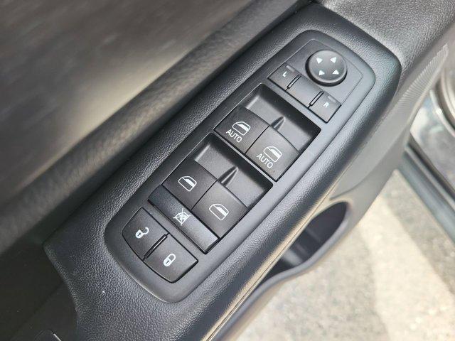 used 2016 Jeep Grand Cherokee car, priced at $14,607