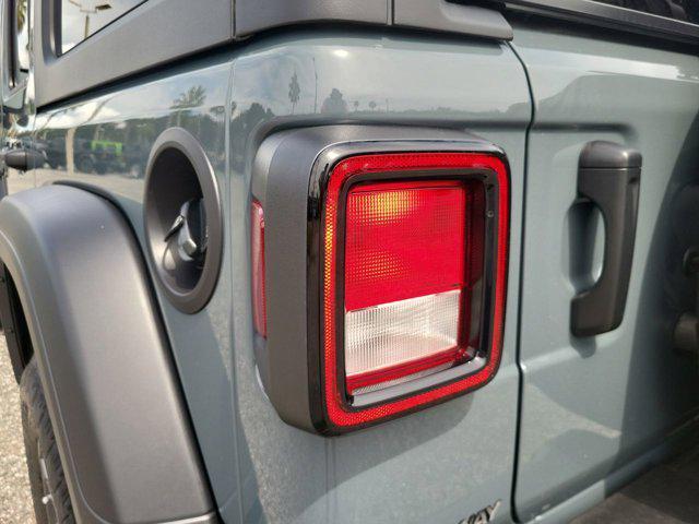 new 2025 Jeep Wrangler car, priced at $41,168