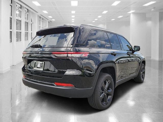 new 2024 Jeep Grand Cherokee car, priced at $42,903