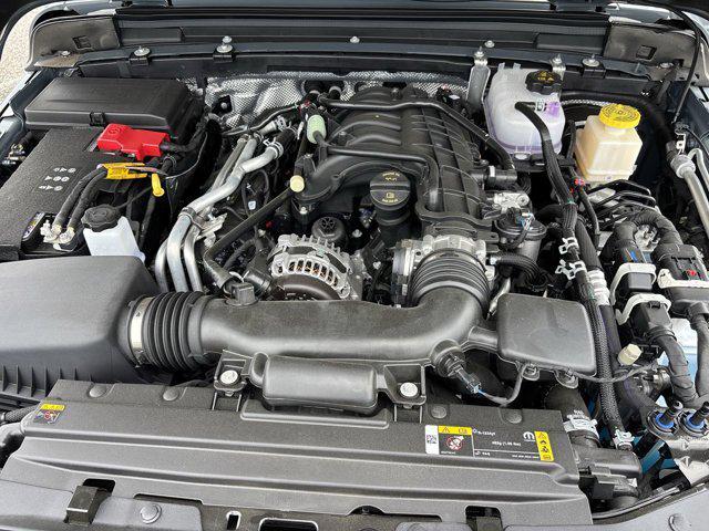 new 2025 Jeep Gladiator car, priced at $39,673