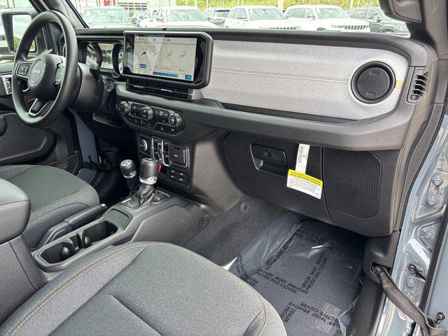 new 2025 Jeep Gladiator car, priced at $39,673