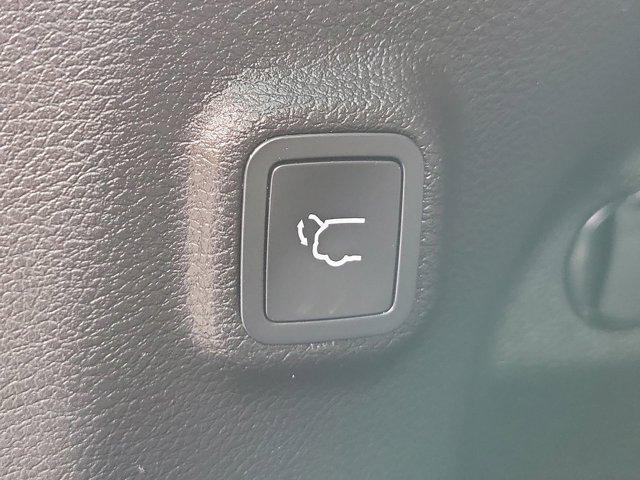 used 2021 Jeep Cherokee car, priced at $26,900