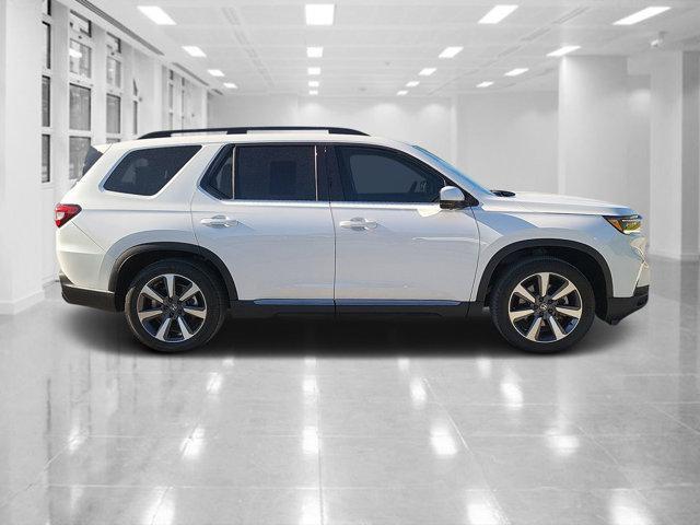 used 2023 Honda Pilot car, priced at $40,604