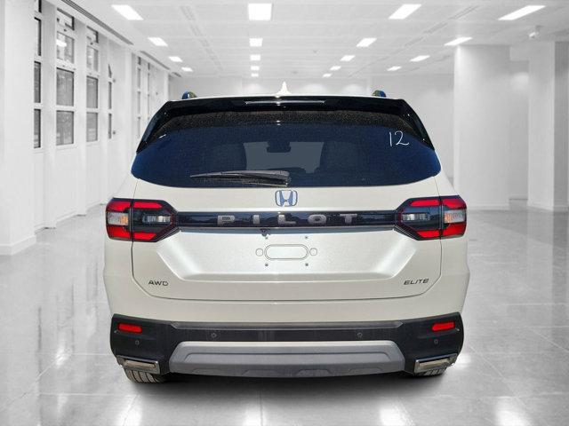 used 2023 Honda Pilot car, priced at $40,604