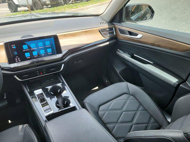 used 2024 Volkswagen Atlas car, priced at $32,621