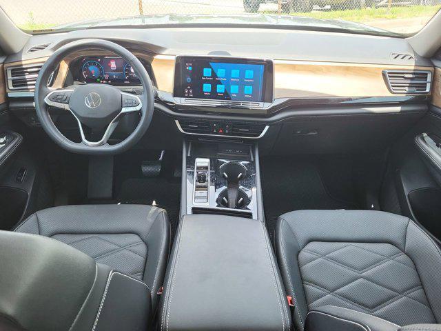 used 2024 Volkswagen Atlas car, priced at $32,621