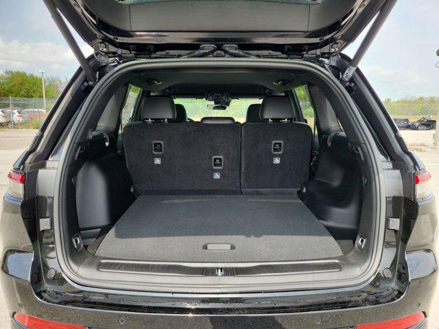 new 2025 Jeep Grand Cherokee car, priced at $39,678
