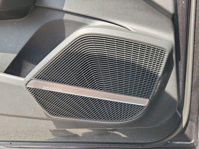 used 2021 Audi SQ5 car, priced at $29,996