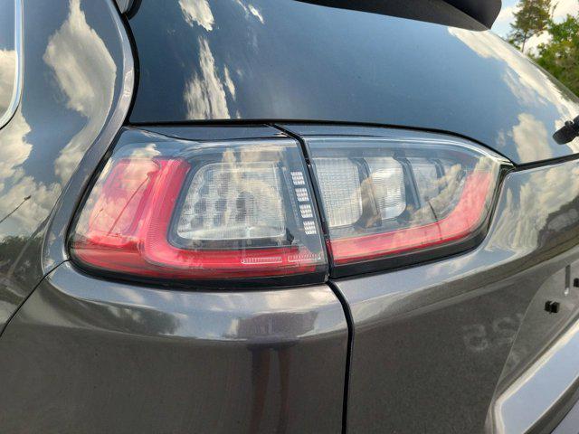 used 2019 Jeep Cherokee car, priced at $18,722