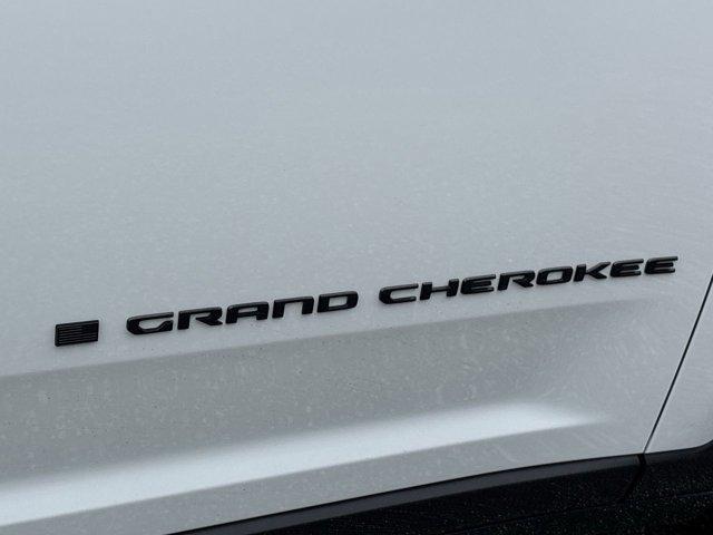 new 2025 Jeep Grand Cherokee L car, priced at $40,254