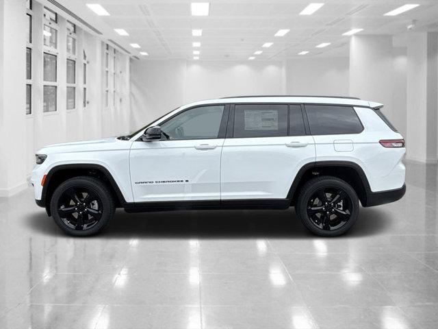 new 2025 Jeep Grand Cherokee L car, priced at $40,254