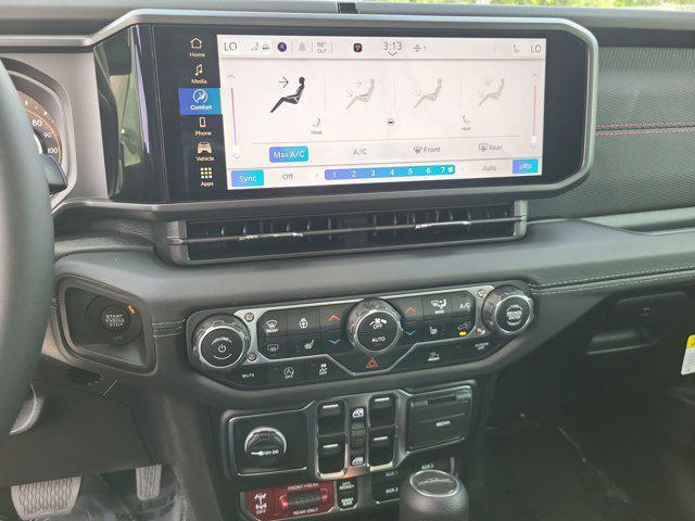 new 2025 Jeep Gladiator car, priced at $48,897