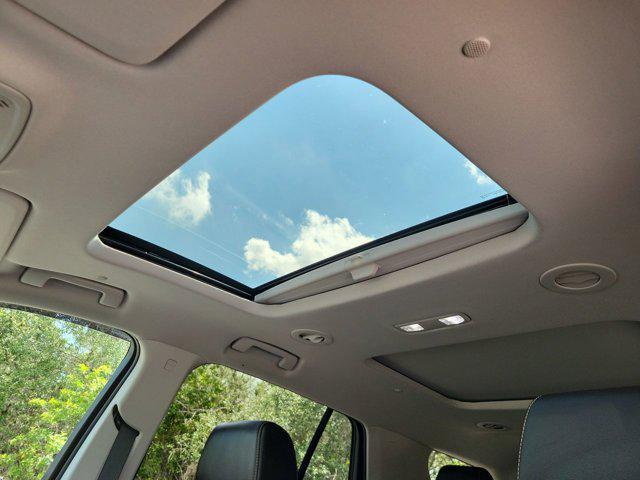 used 2020 Chevrolet Traverse car, priced at $32,199
