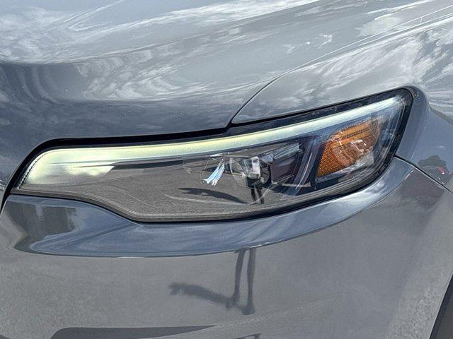 used 2020 Jeep Cherokee car, priced at $18,591