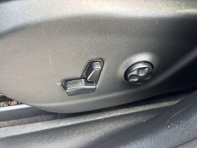 used 2020 Jeep Cherokee car, priced at $18,591