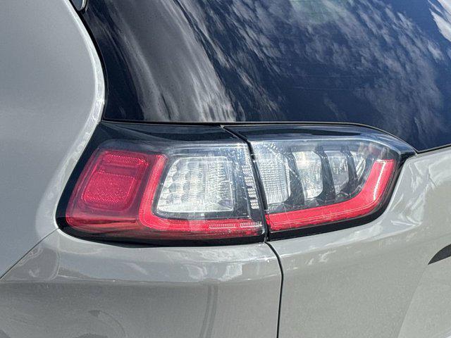 used 2020 Jeep Cherokee car, priced at $18,591