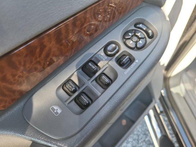 used 2006 Dodge Ram 1500 car, priced at $10,499