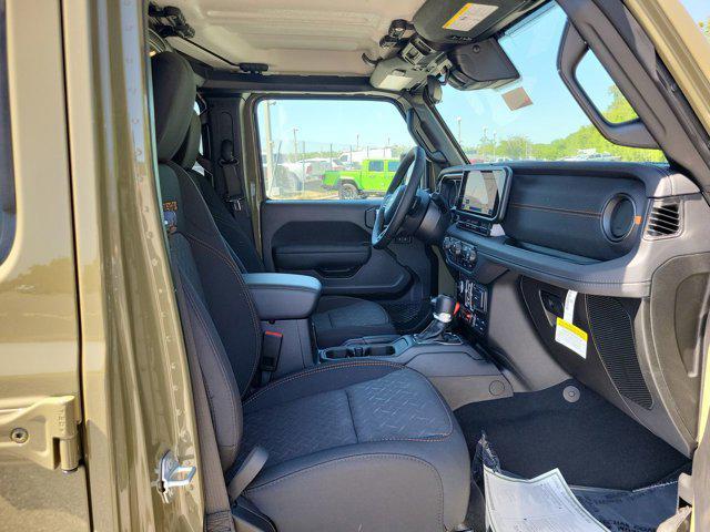 new 2025 Jeep Gladiator car, priced at $44,880