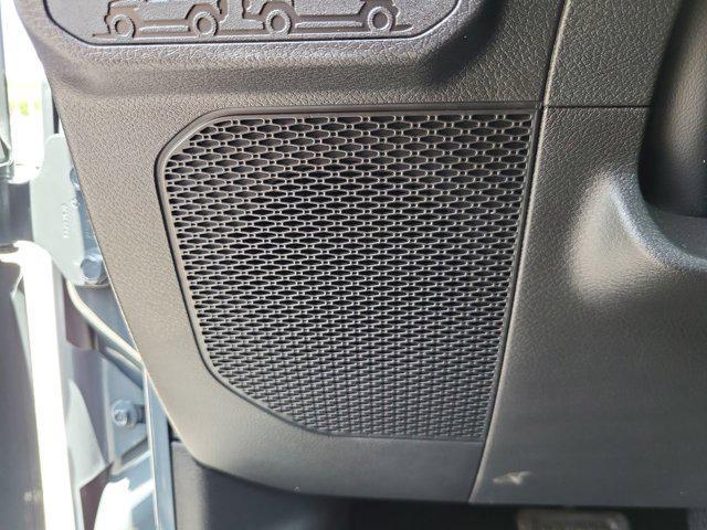 new 2025 Jeep Gladiator car, priced at $48,047