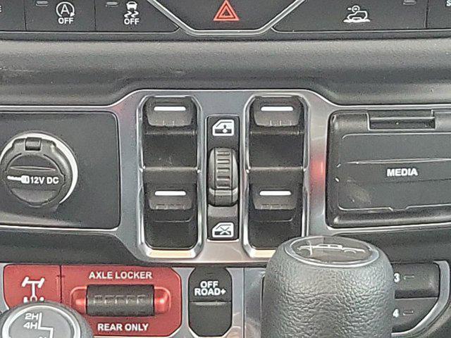 new 2025 Jeep Gladiator car, priced at $48,047