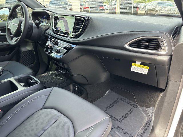 new 2026 Chrysler Pacifica car, priced at $41,988