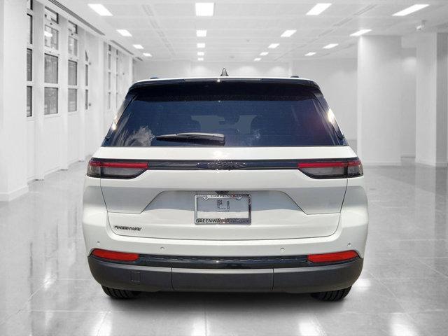 new 2025 Jeep Grand Cherokee car, priced at $40,080
