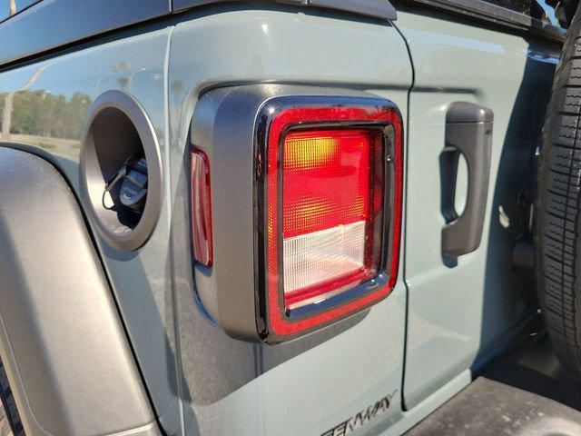 new 2025 Jeep Wrangler car, priced at $41,857