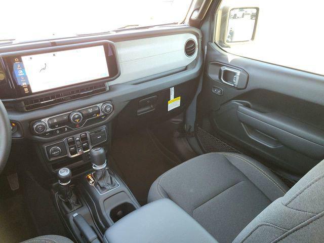 new 2025 Jeep Wrangler car, priced at $41,857