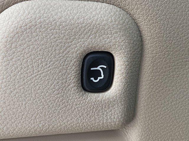 used 2020 Jeep Grand Cherokee car, priced at $21,900