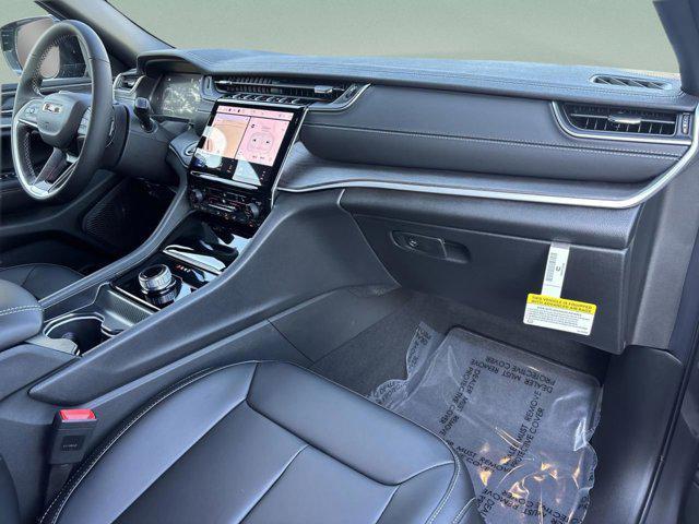 new 2025 Jeep Grand Cherokee car, priced at $35,597