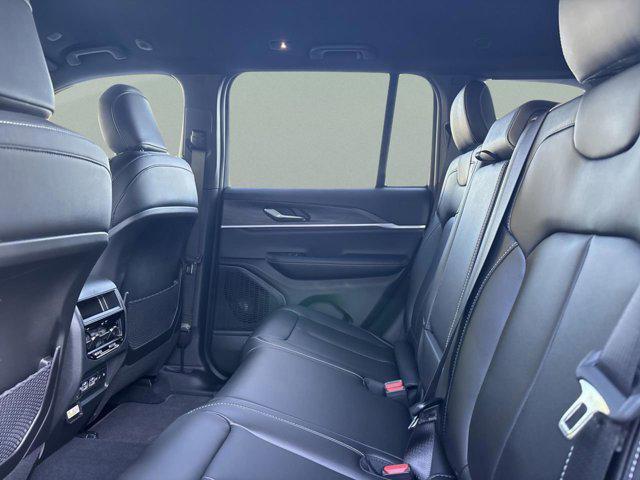 new 2025 Jeep Grand Cherokee car, priced at $35,597