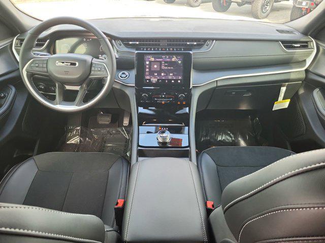 new 2025 Jeep Grand Cherokee L car, priced at $40,669