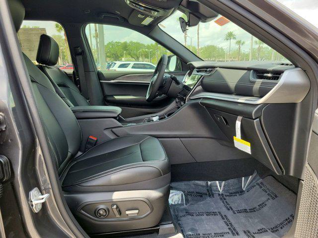 new 2025 Jeep Grand Cherokee L car, priced at $41,704