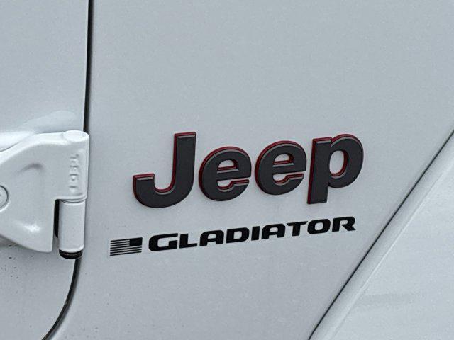 new 2025 Jeep Gladiator car, priced at $46,906