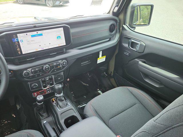 new 2025 Jeep Gladiator car, priced at $46,875