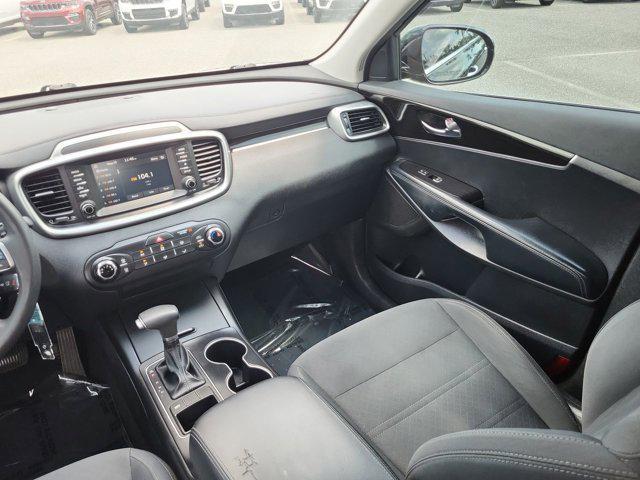 used 2019 Kia Sorento car, priced at $9,900