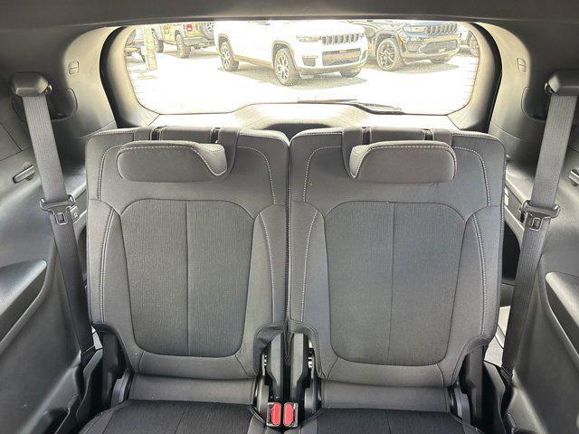 new 2025 Jeep Grand Cherokee L car, priced at $39,392