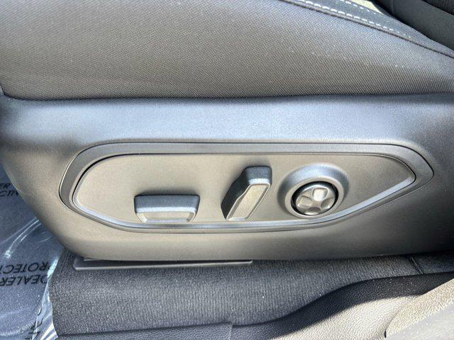 new 2025 Jeep Grand Cherokee L car, priced at $39,392