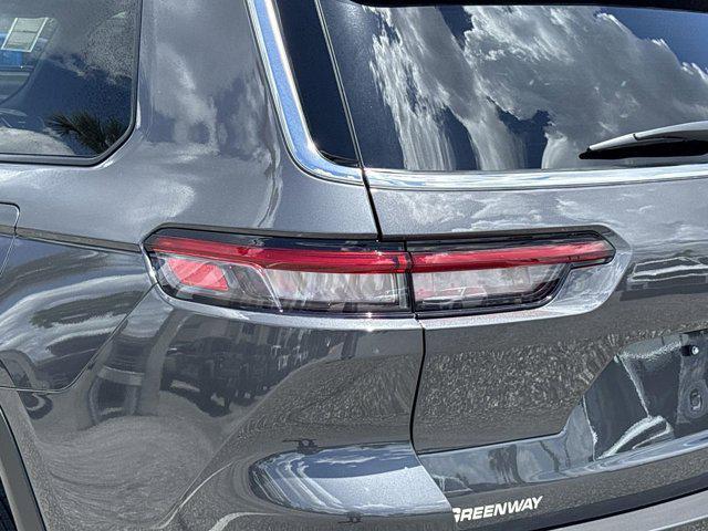new 2025 Jeep Grand Cherokee L car, priced at $39,392