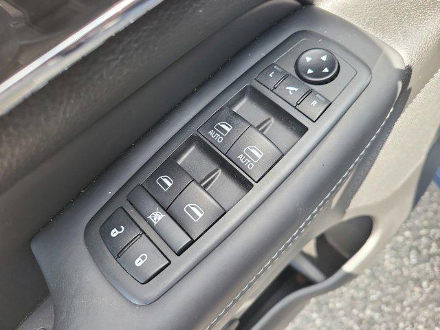 used 2019 Jeep Grand Cherokee car, priced at $21,490