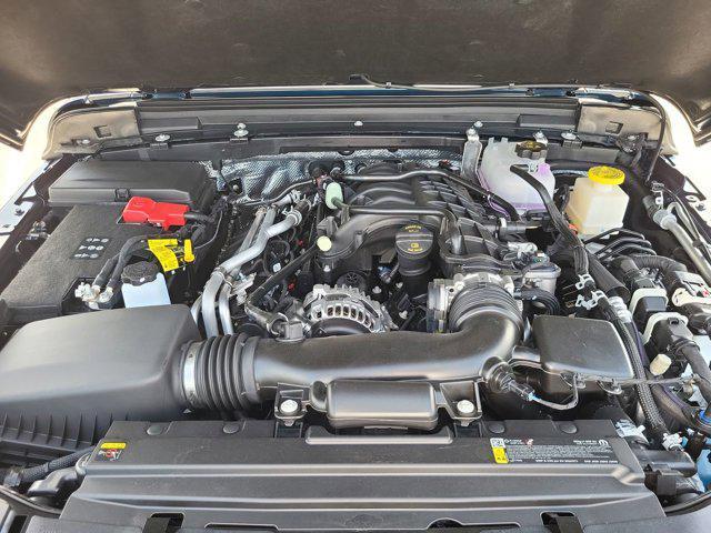 new 2025 Jeep Gladiator car, priced at $38,656