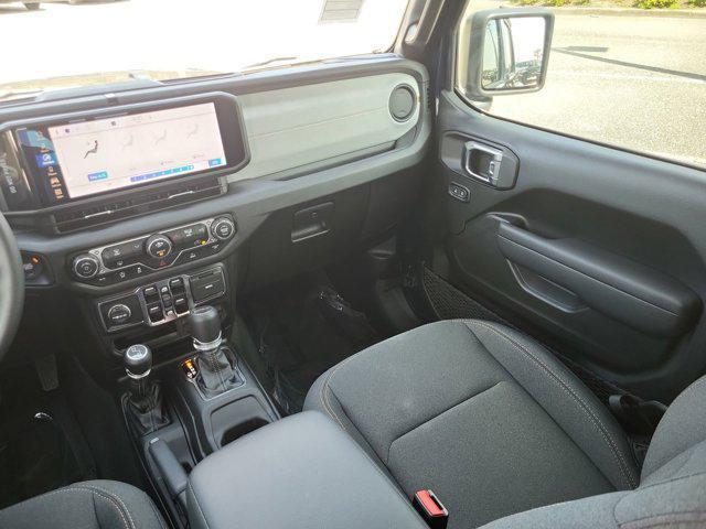new 2025 Jeep Gladiator car, priced at $38,656