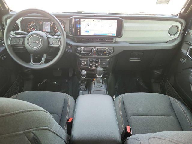new 2025 Jeep Gladiator car, priced at $38,656