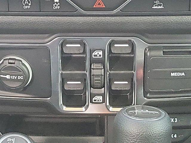new 2025 Jeep Gladiator car, priced at $38,656