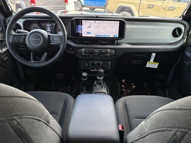 new 2025 Jeep Gladiator car, priced at $41,417