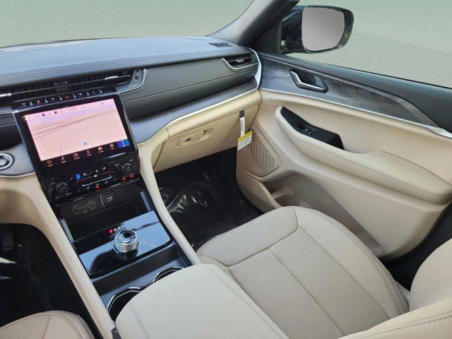 new 2025 Jeep Grand Cherokee L car, priced at $40,877