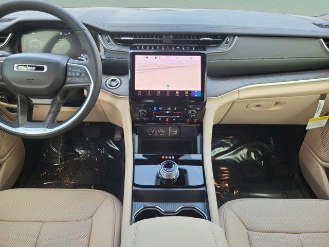 new 2025 Jeep Grand Cherokee L car, priced at $40,877