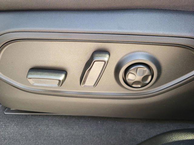 new 2025 Jeep Grand Cherokee car, priced at $38,608