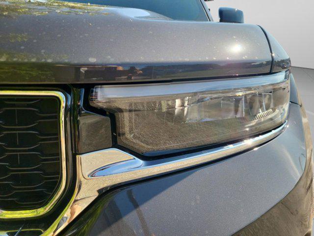 new 2025 Jeep Grand Cherokee car, priced at $38,608