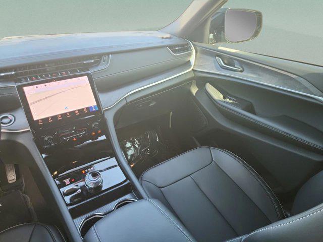 new 2025 Jeep Grand Cherokee car, priced at $38,608